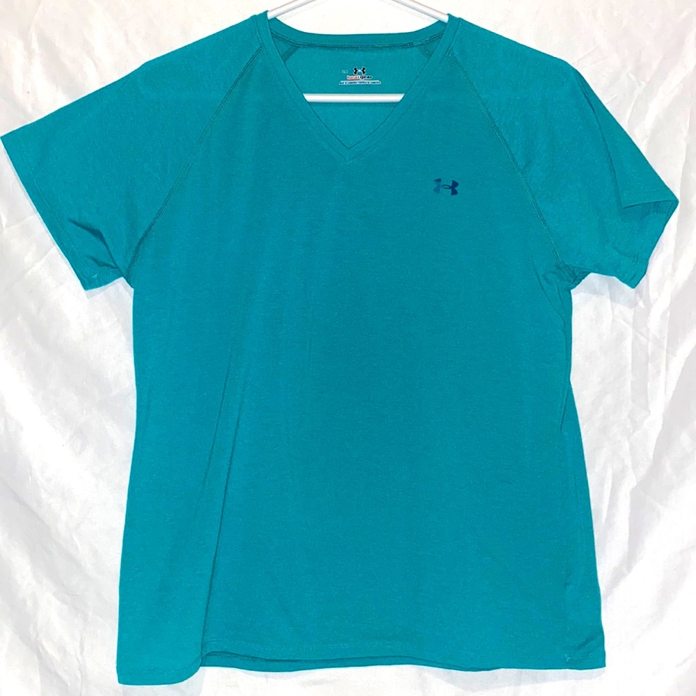 Womens Under Armour shirt sleeve.